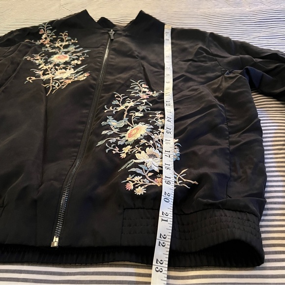A. Moss Floral Embroidered Jacket, Size M - Picture 3 of 9